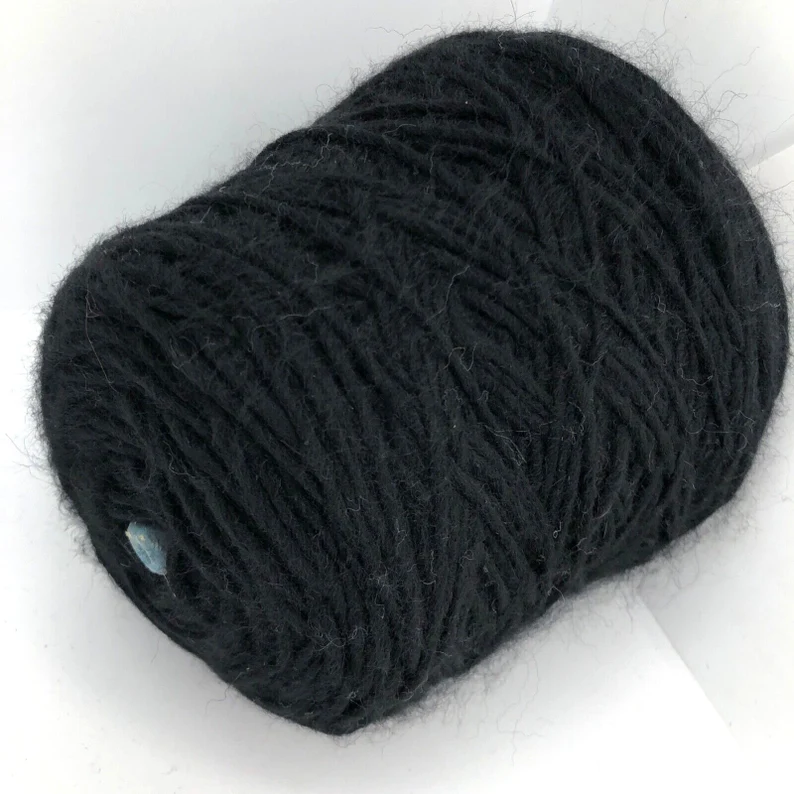 15% Alpaca, 15% Wool, 70% Acrylic - Yarneria