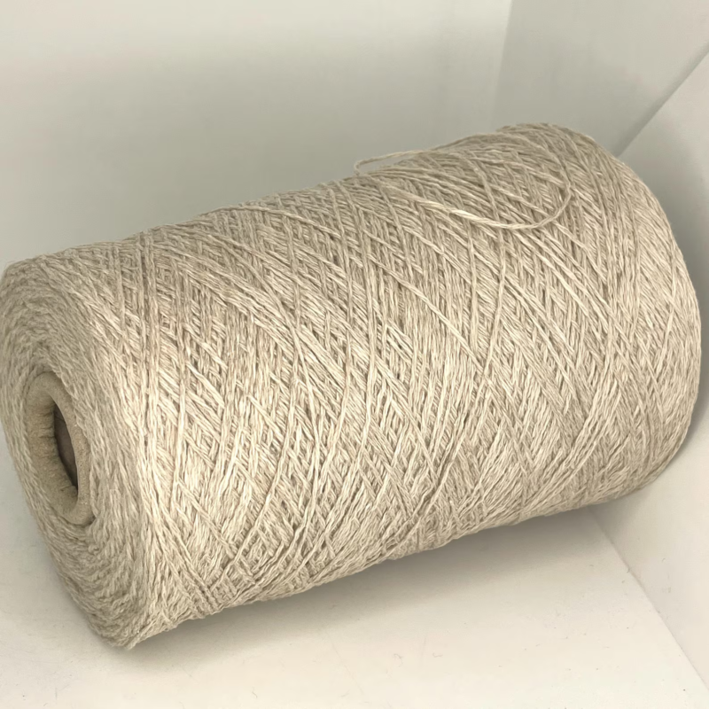 latte-beige-cashmere-silk-merino-wool-blend-cone-yarn-knitting-luxurious